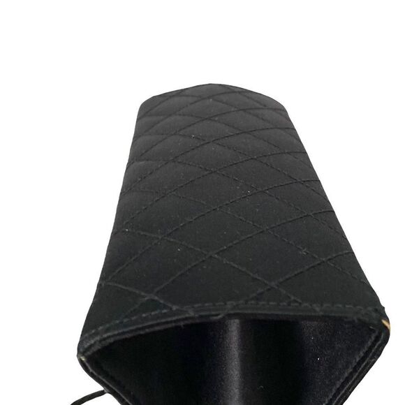 Vintage Escada Made in Italy Quilted Sling Bag with Gold Tone Hardware - Picture 12 of 15